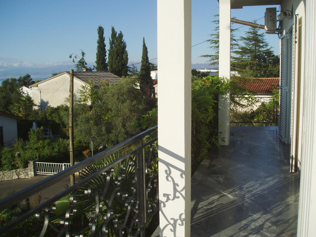 Apartments Villa Elizabet Malinska Rum bild