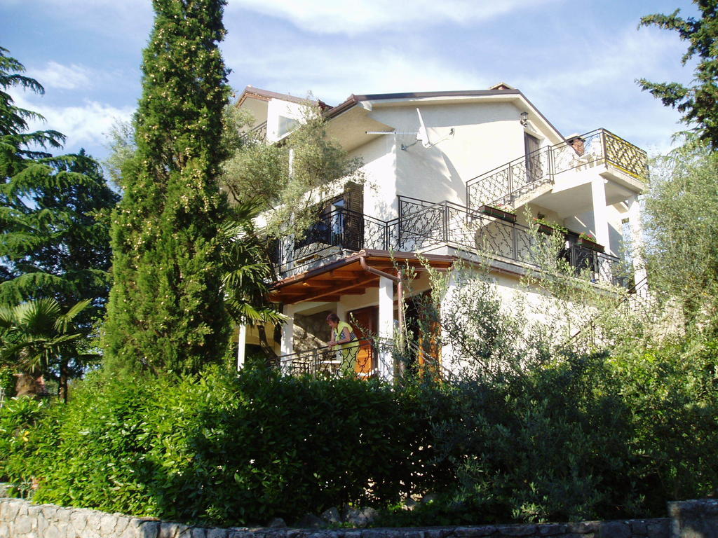 Apartments Villa Elizabet Malinska Rum bild